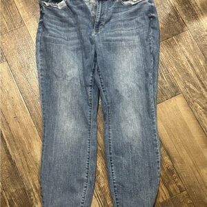 Judy Blue Light Wash Straight Leg Jeans